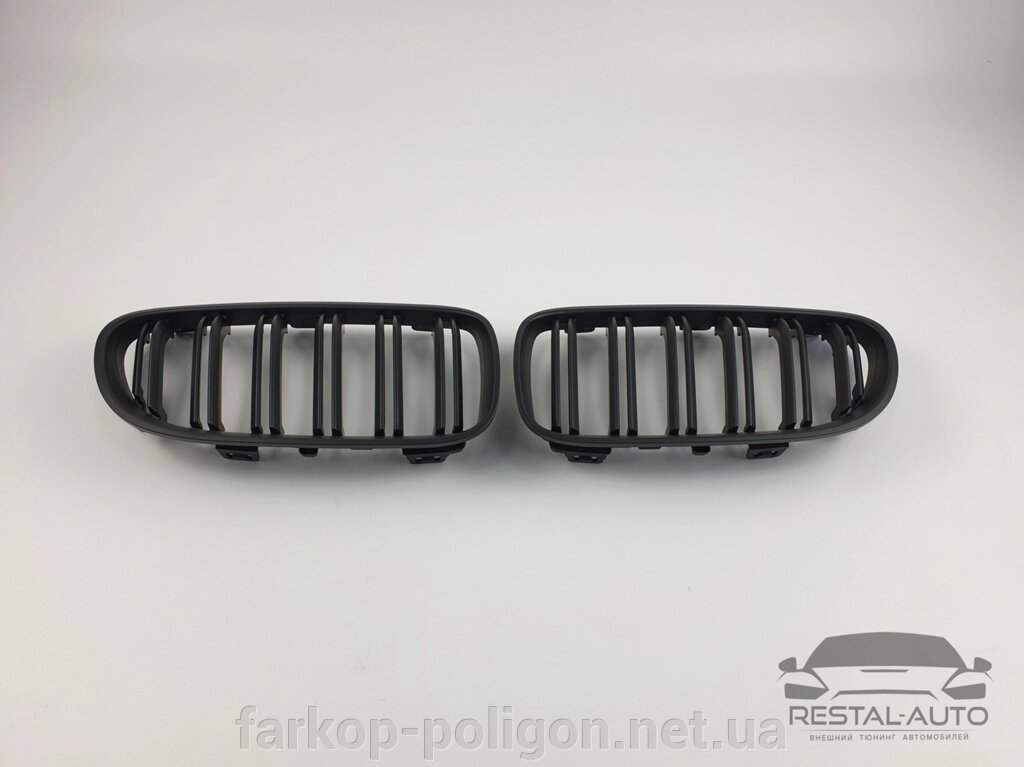 Решітка радіатора ніздрі BMW 3 E92/E93 2010-2013рік Чорні Матові від компанії Інтернет-магазин тюнінгу «Safety auto group» - фото 1