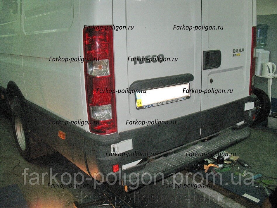 Швидкознімний фаркоп IVECO Daily Van з 2006р. від компанії Інтернет-магазин тюнінгу «Safety auto group» - фото 1