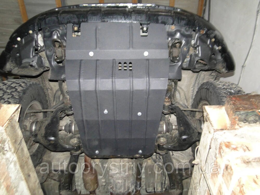 Захист двигуна Toyota Hilux (2004-2011) механіка 2.5 D, 3.0 D від компанії Інтернет-магазин тюнінгу «Safety auto group» - фото 1