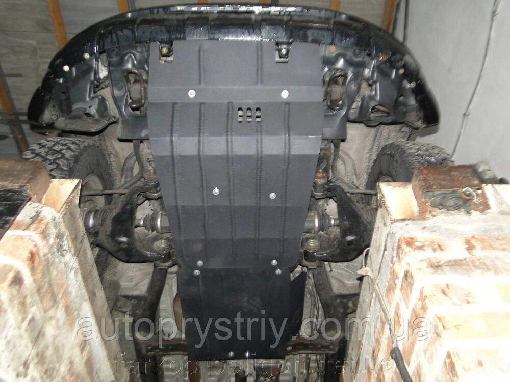 Захист КПП Toyota Hilux (2004-2011) механіка 2.5 D, 3.0 D від компанії Інтернет-магазин тюнінгу «Safety auto group» - фото 1