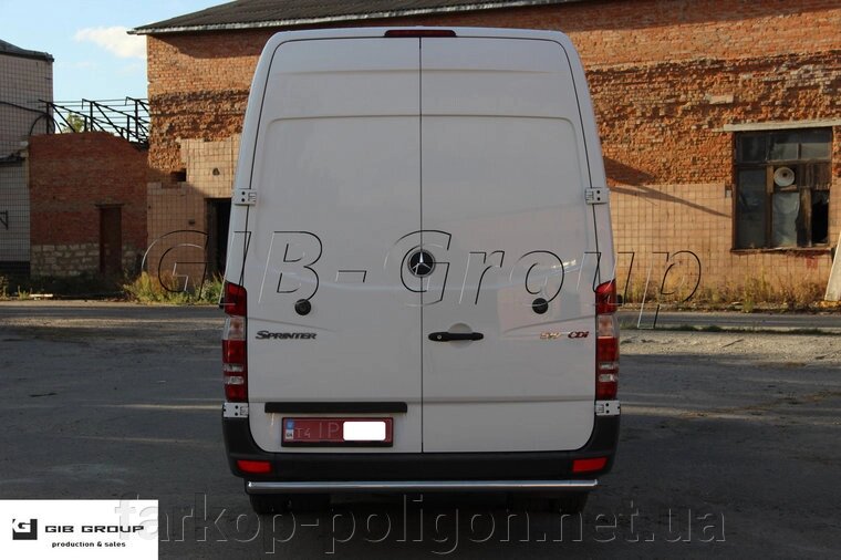 Захист заднього бампера (одинарна труба) Mercedes Sprinter з 2006-2014 р. модель B1-02.6 від компанії Інтернет-магазин тюнінгу «Safety auto group» - фото 1