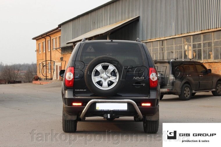 Захист заднього бампера (одинарна труба нержавіюча - одинарний вус) Chevrolet Niva Chevrolet (2010+) від компанії Інтернет-магазин тюнінгу «Safety auto group» - фото 1