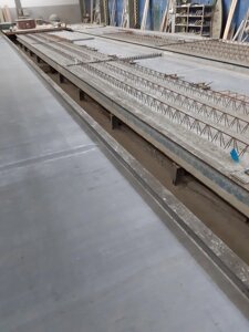 Б/У вібростол для виготовлення бетонних стінових панелей, Avermann (Німеччина)