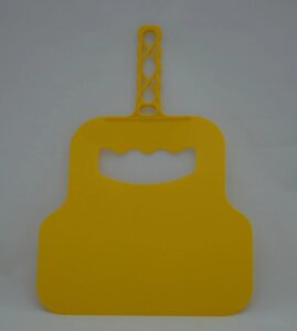 Лопатка-веєр для роздування вугілля зі зручною ручкою 30 см х 21 см (жовтий колір)