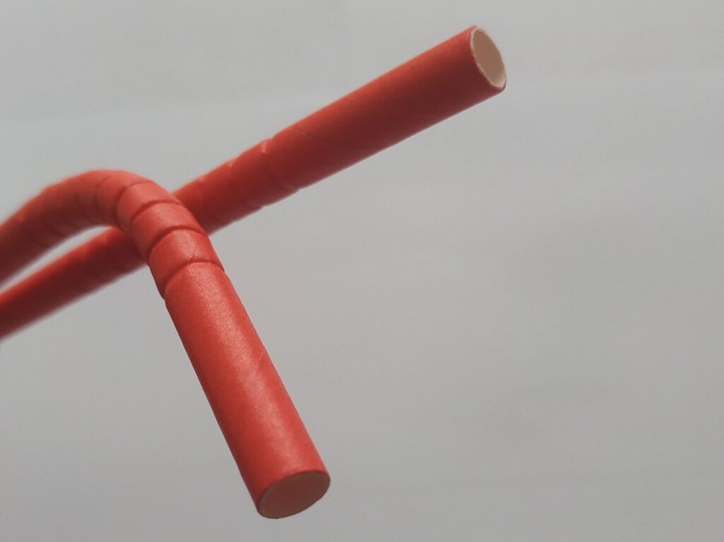 Одноразова паперова (картонна) трубочка для напоїв: L 195 мм Ø 6 мм, у пакованні (кв. червоний) від компанії ТОВ "Магія Пласт" - фото 1