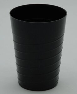 Пластикова склянка 300 мл із вилитим візерунком із зовнішнього боку (чорний колір) в Хмельницькій області от компании ООО "Магия Пласт"