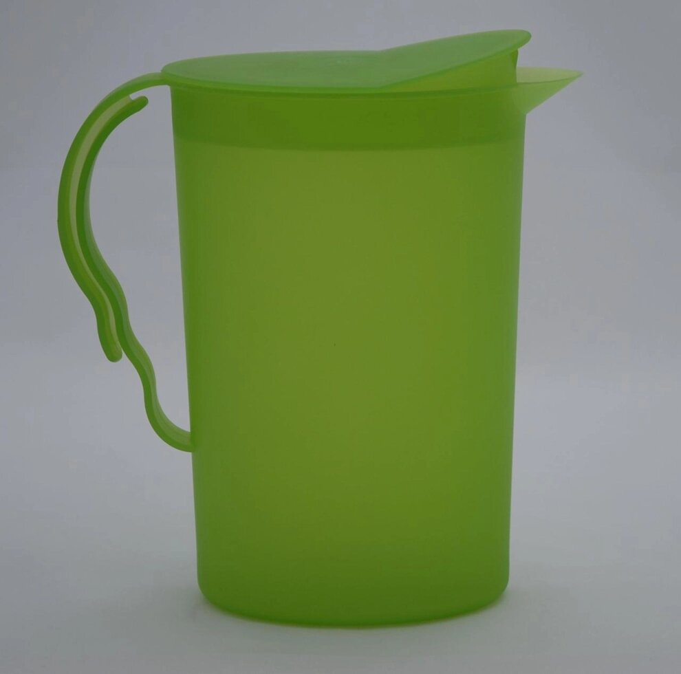 Пластиковий глечик 2.2 л із кришкою (зеленого кольору) від компанії ТОВ "Магія Пласт" - фото 1