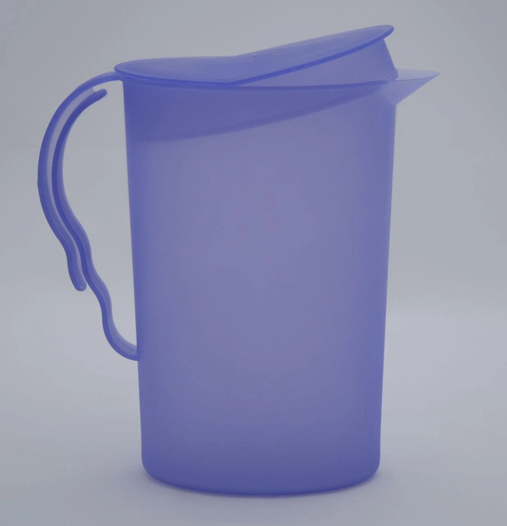 Пластиковий глечик 2.2 л з кришкою (фіолетового кольору) від компанії ТОВ "Магія Пласт" - фото 1
