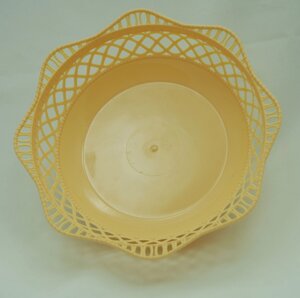 Пластмасовий ажурний круглий кошик для хліба Ø25 см (бежевий колір)