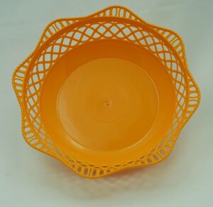 Пластмасовий ажурний круглий кошик для хліба Ø25 см (жовтогарячий колір)