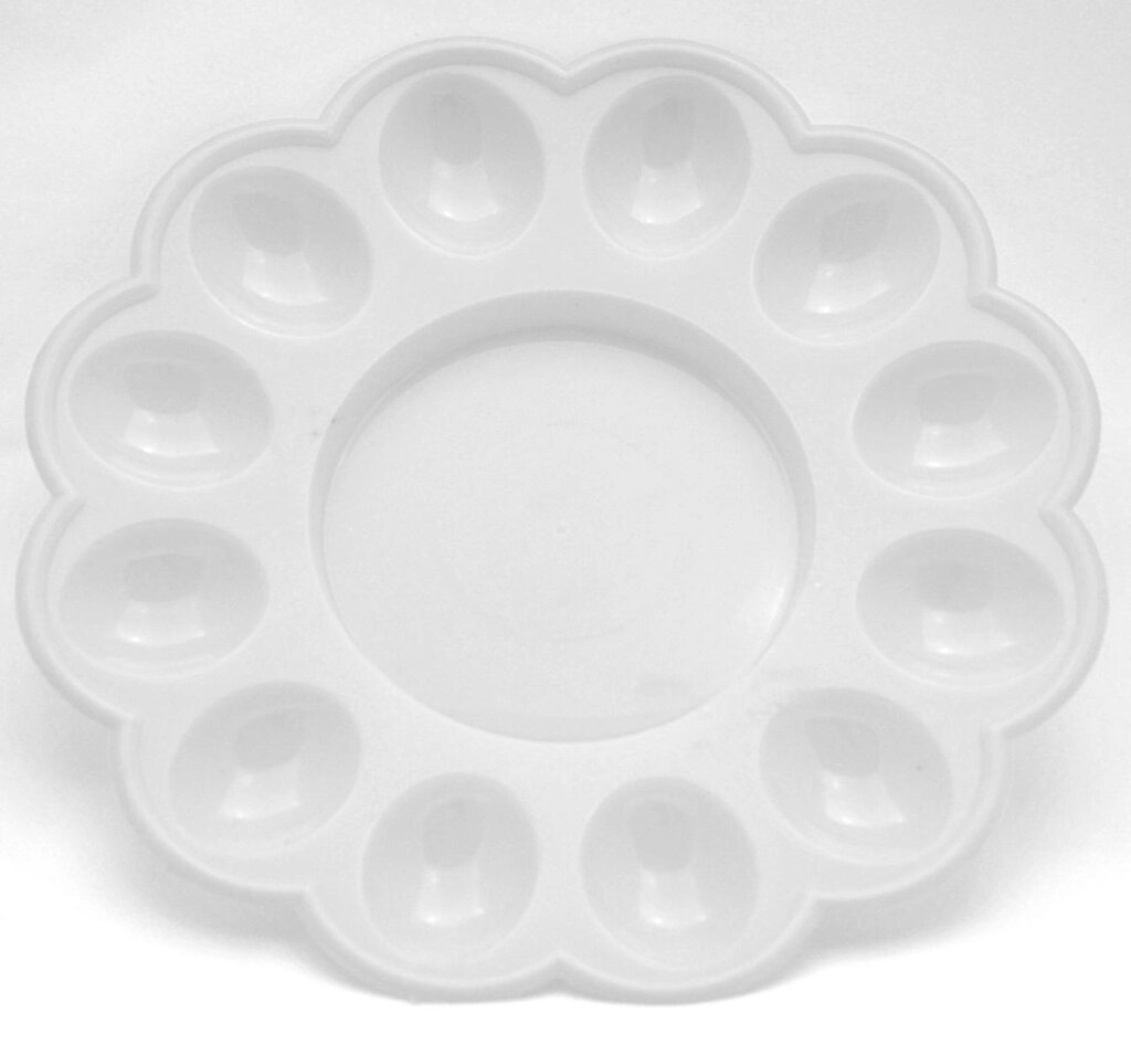 Великодня пластмасова фігурна тарілка-підставка на 12 яєць і святковий кулиц Ø24 см (білий колір) від компанії ТОВ "Магія Пласт" - фото 1