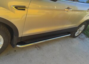Бокові пороги Maydos V2 (2 шт., Алюміній -2024 нерж) З чорним листям на дверях для Ford Kuga/Escape 2013-2019 рр
