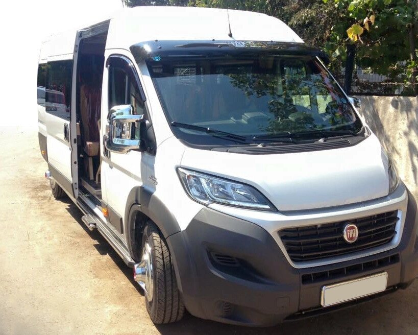 Козирьок на лобове скло (чорний глянець, 5мм) для Fiat Ducato 2006-2024 та рр від компанії Digital Designs Ukraine - фото 1