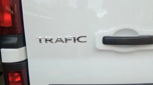 Напис Trafic 908900184R (247мм на 31мм) для Renault Trafic рр