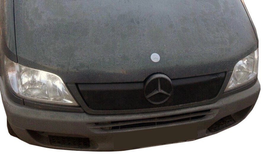 Зимова накладка на решітку 2000-2002, Глянцева для Mercedes Sprinter W901-905 рр від компанії Digital Designs Ukraine - фото 1