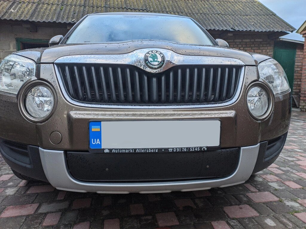 Зимова накладка на решітку (нижня, 2009-2013) Глянцева для Skoda Yeti рр від компанії Digital Designs Ukraine - фото 1