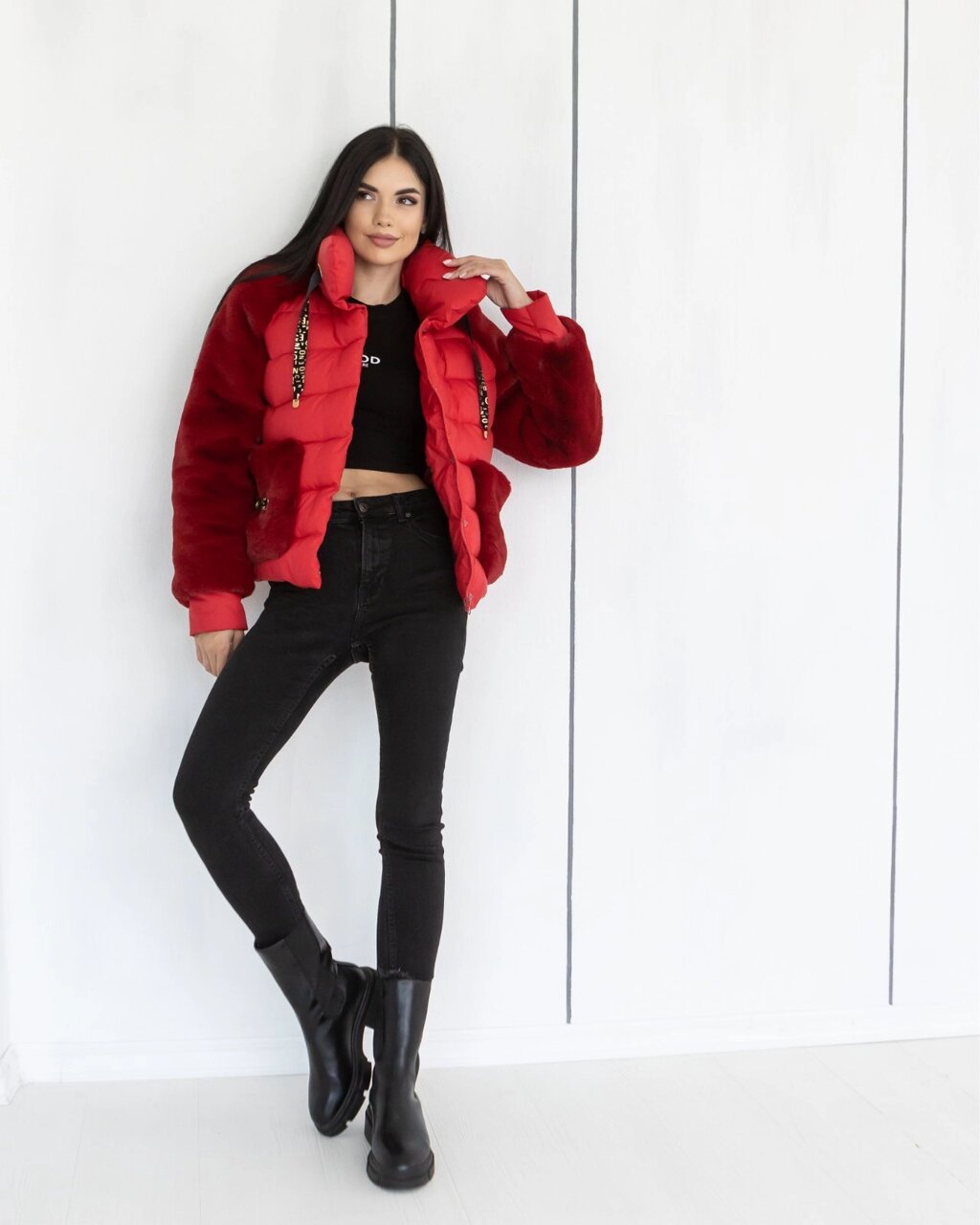 Стильна жіноча куртка "Зірка" червоний від компанії Інтернет-магазин "Annapolis" - фото 1