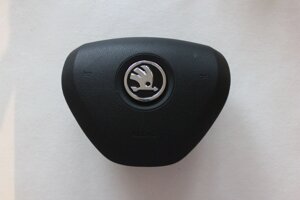 Заглушка Airbag (накладка-обманка) Skoda A7, кришки обманки airbag