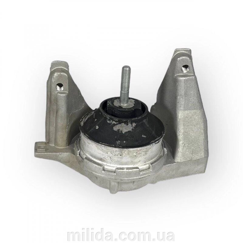 Подушка двигуна права Audi-100 А-6 91-97 2.6-2.8 6 циліндрів 4A0199352 / 4A0199352A від компанії інтернет-магазин "_Міліда_" - фото 1