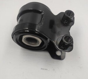 Сайлентблок передней подвески нижний Mazda 3 BK 03-08 L