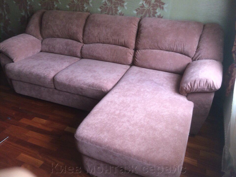 Перетягнути диван Бровари від компанії Київ монтаж сервіс - фото 1