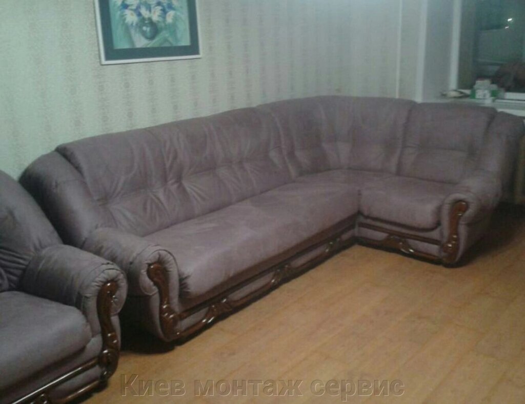 Перетяжка меблів. Кутовий гостинний диван від компанії Київ монтаж сервіс - фото 1