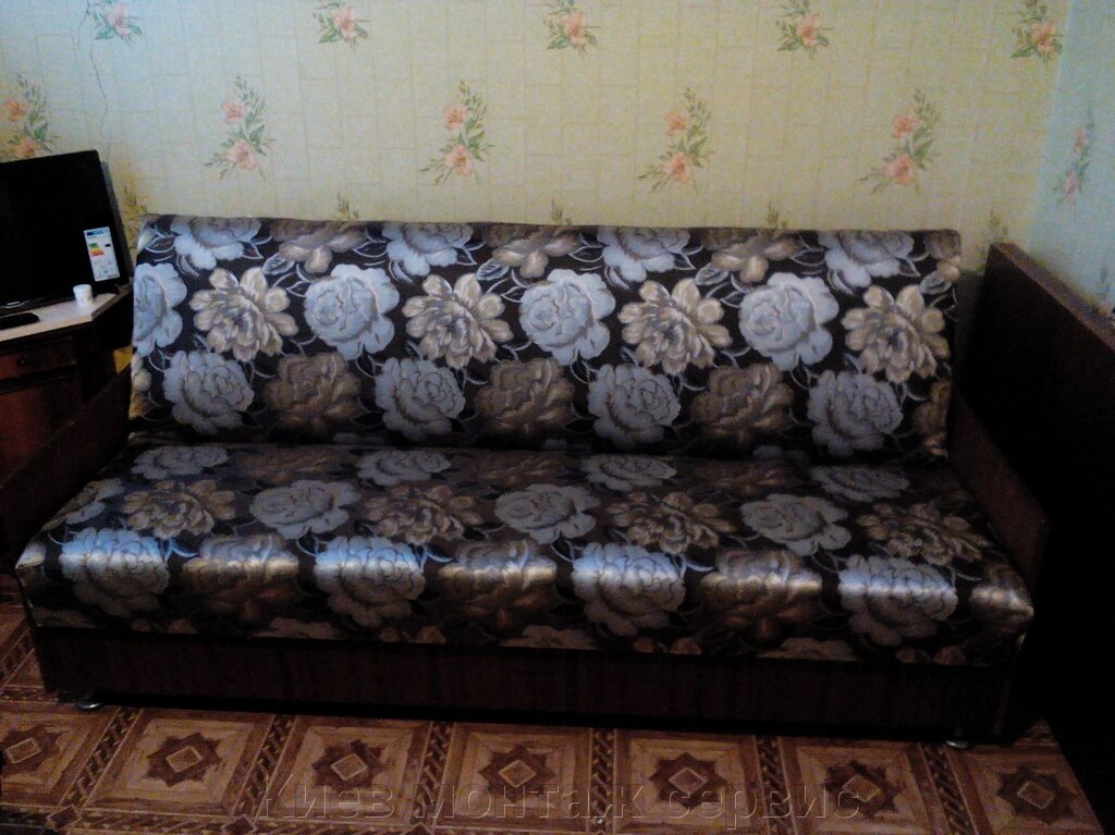 Перетяжка мягкой мебели, дивана книжки, кресел в Броварах від компанії Київ монтаж сервіс - фото 1