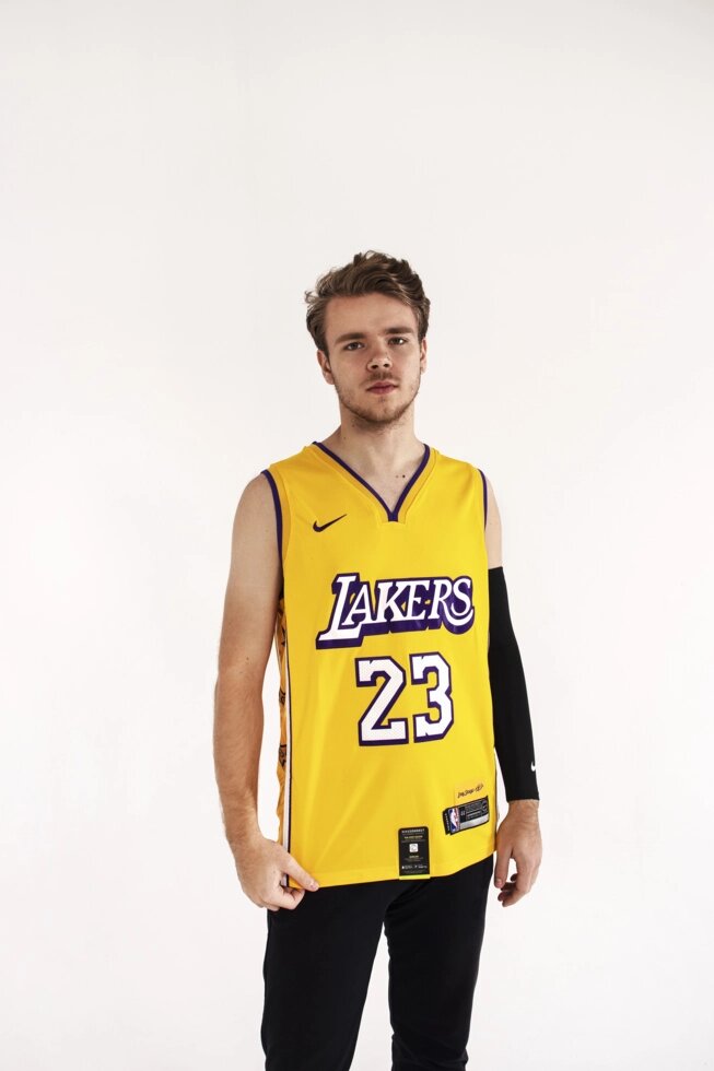 Баскетбольна форма Nike NBA Los Angeles Lakers №23 LeBron James city edition жовта від компанії Basket Family - фото 1