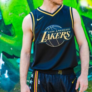 Баскетбольна джерсі Nike NBA 2021 Los Angeles Lakers №24 Kobe Bryant чорно золота