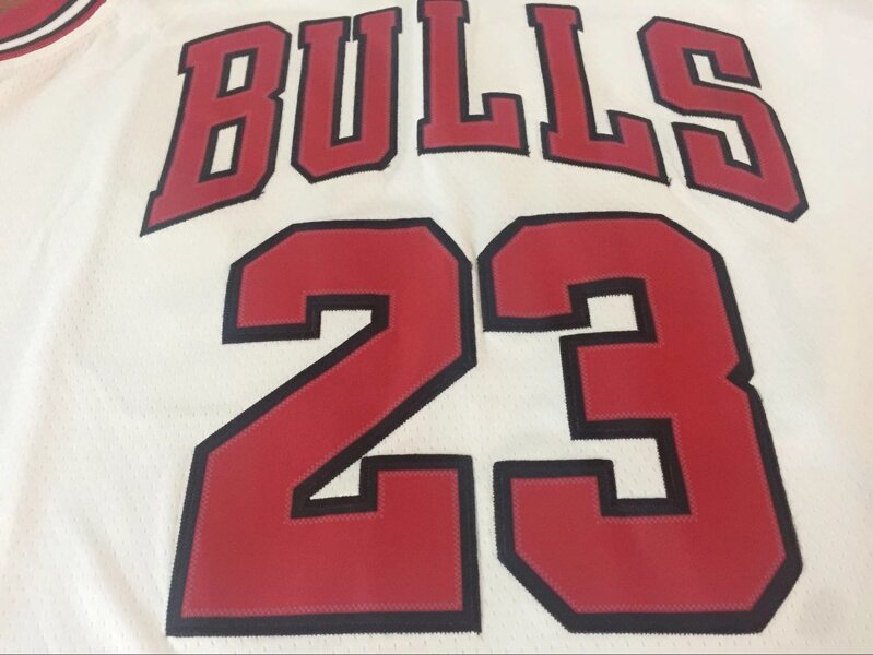 Баскетбольная форма Nike Chicago Bulls №23 Michael Jordan белая