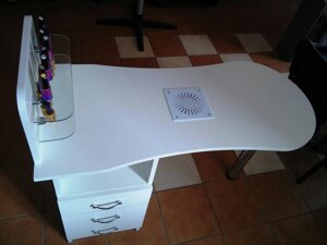 Манікюрний стіл "Естет 1" з вбудованою витяжкою "Dekart 4"