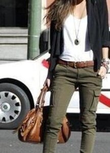 Штани вузькі кольору хакі Favourite basics Tchibo Німеччина 42 (UKR)
