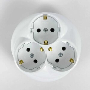 Розетка-трійник EL-BI з заземленням внутрішня