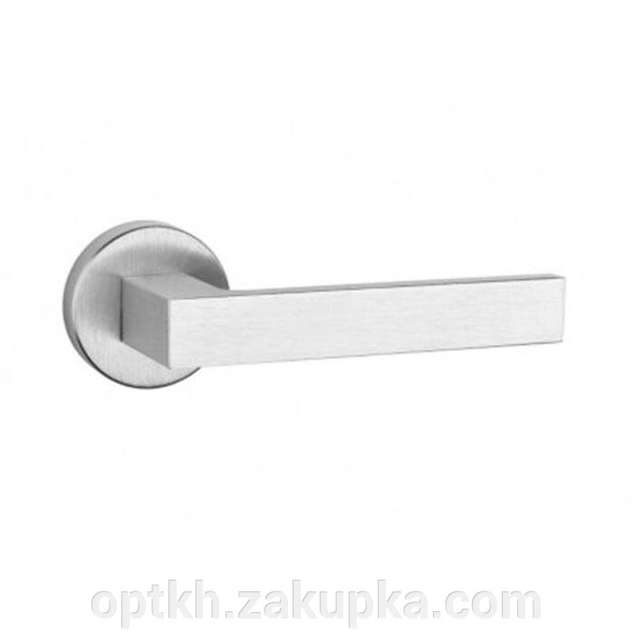 Дверна ручка на розетці Tupai Square Q 2275 5S 52098 хром матовий від компанії СПД Лініченка С Н - фото 1