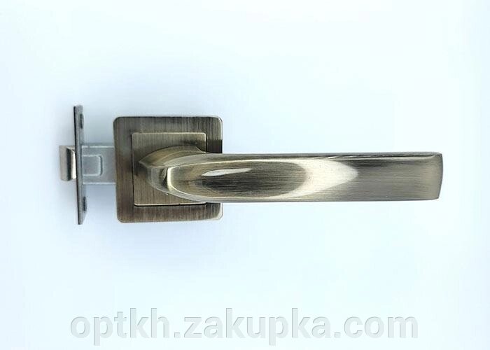Комплект 6 Ручка на квадратній розетки SOFIA AB 15-170 від компанії СПД Лініченка С Н - фото 1