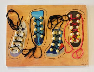Розвиваюча дерев'яна шнурівка для дітей. Рамка-вкладиш. 4 черевика.