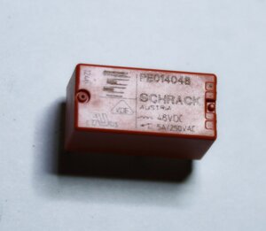Електромеханічне реле PE014048 (48VDC)