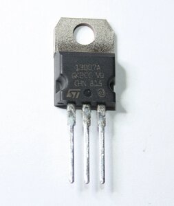 Транзистор 13007A (TO-220)