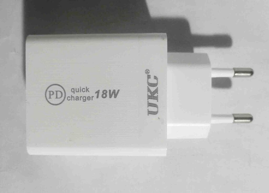 Адаптер Quick Charge 220v 18w APD 889 USB+type C від компанії Опт, роздріб інтернет магазин Familyshop - фото 1