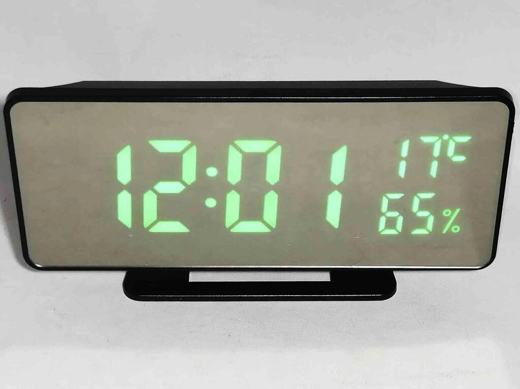Годинник з будильником, градусником й гігрометром настільні VST 888Y від компанії Опт, роздріб інтернет магазин Familyshop - фото 1
