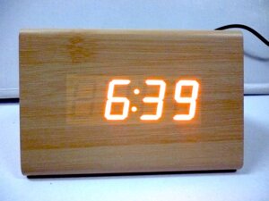 Годинник із будильником і градусником VST 864-1