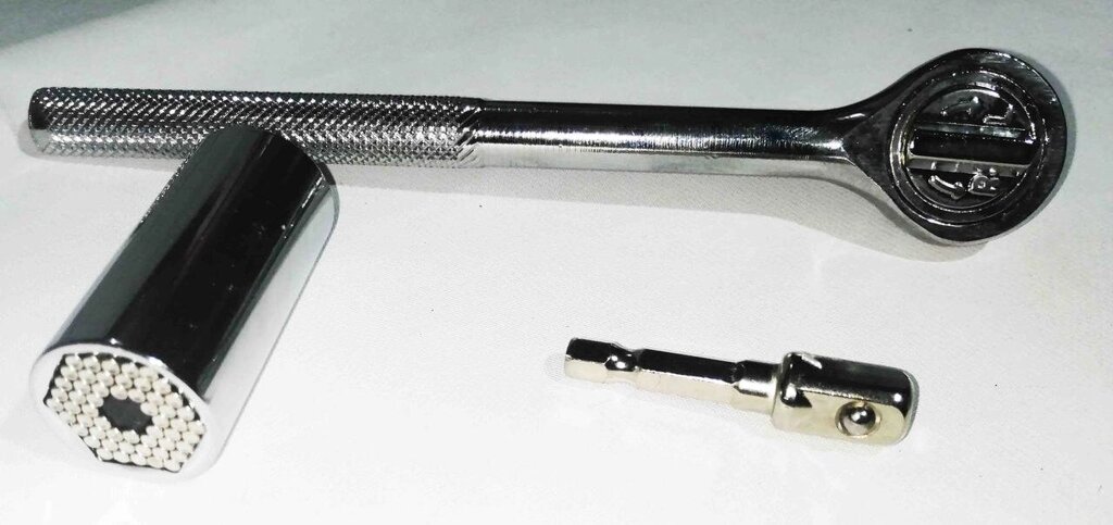 Торцевий гайковий ключ з універсальною головкою TOOL 7-19 мм від компанії Опт, роздріб інтернет магазин Familyshop - фото 1