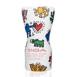 Мастурбатор Tenga Keith Haring Soft Case Cup (м'яка подушечка) здавлюють