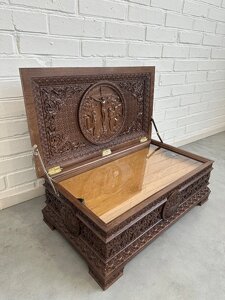 Ковчег для частинок святих мощей дерев'яний, 53х40х25 см