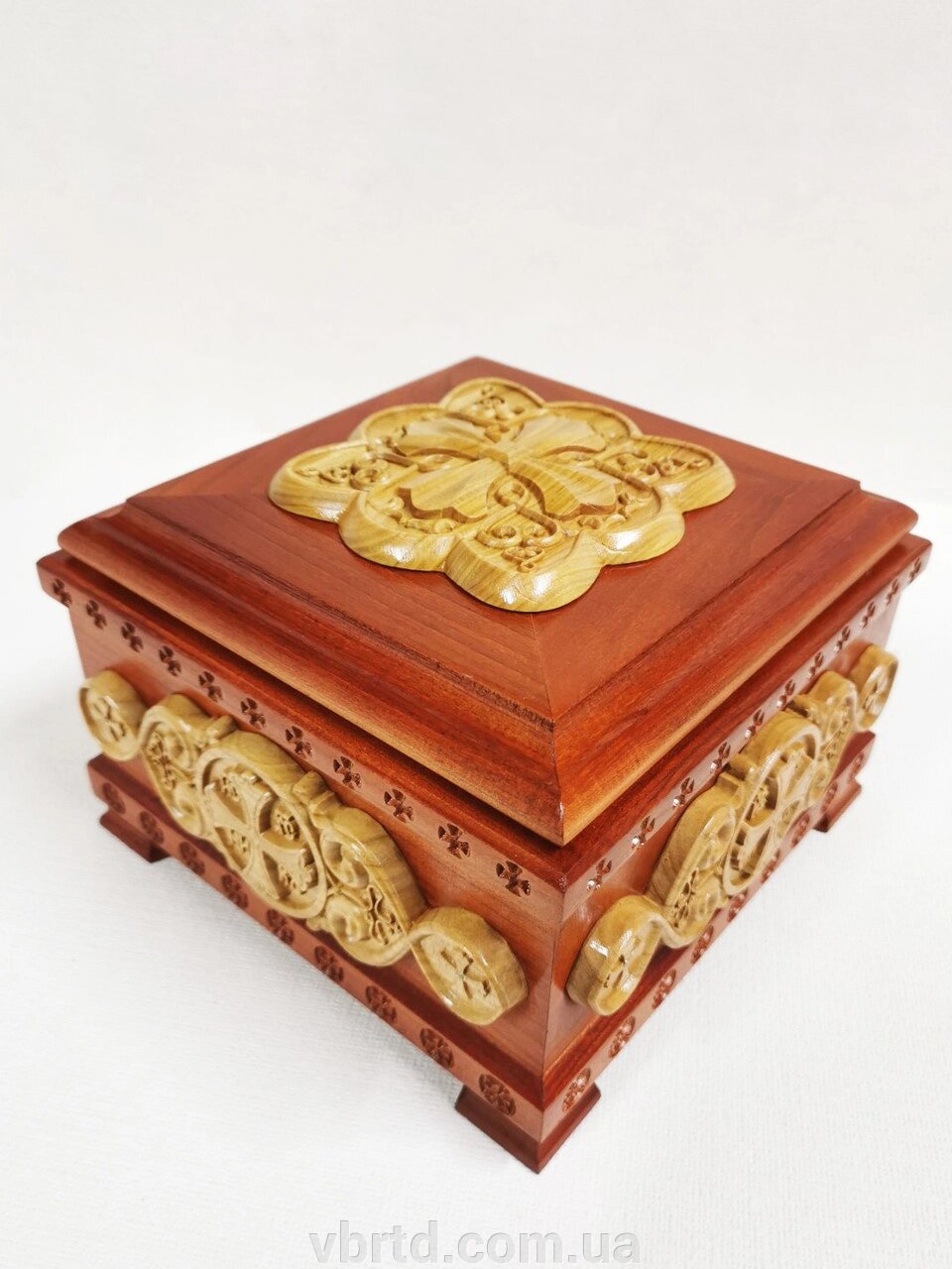 Ковчег для частинок святих мощей дерев'яний різьблений, 20х20х14 см від компанії ТОВ ТД Волинь Бізнес Ресурс - фото 1