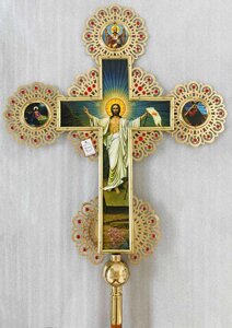 Запрестольний Хрест латунний з камінням односторонній, 79х114 см