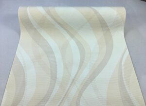 Светлые немецкие обои 1385-21, с абстрактным узором в виде волнистых полос, в пастельной бежевой и кремовой палитре в Киевской области от компании Интернет-магазин обоев kupit-oboi. com. ua