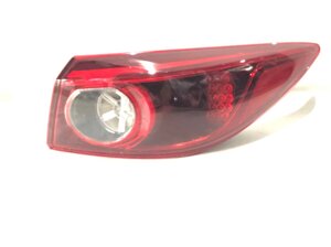 Ліхтар зовнішній LED правий MAZDA 3 (2017-18) BHN3-51-150) Нова запчастина. Неоригінал високої якості)