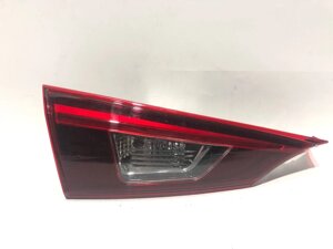 Ліхтар внутрішній LED лівий MAZDA 3 (2017-18)B53W-51-3G0A) Нова запчастина. Неоригінал високої якості)