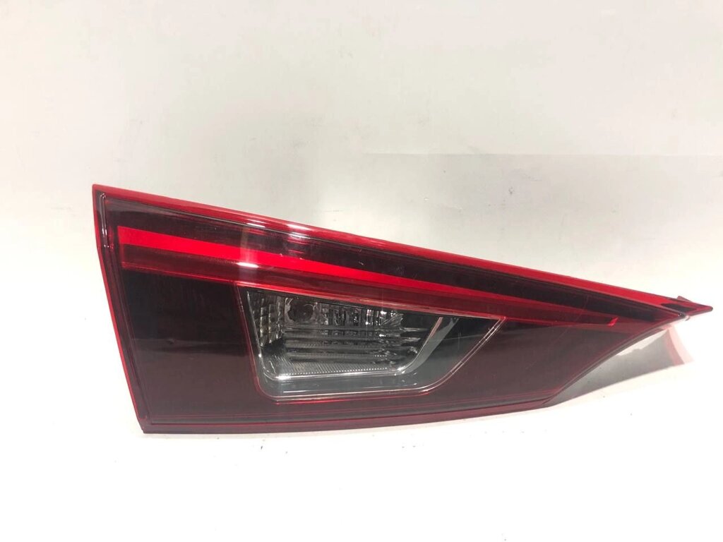 Ліхтар внутрішній LED лівий MAZDA 3 (2017-18), (B53W-51-3G0A), (Нова запчастина. Неоригінал високої якості) від компанії PIPES - фото 1